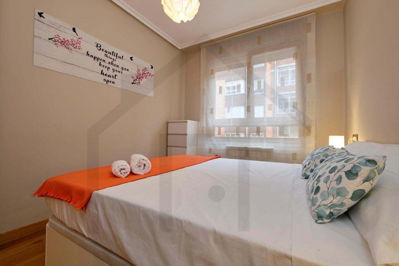 Apartamento Candelaria - Lujo A Un Paso Del Centro 오비에도 외부 사진
